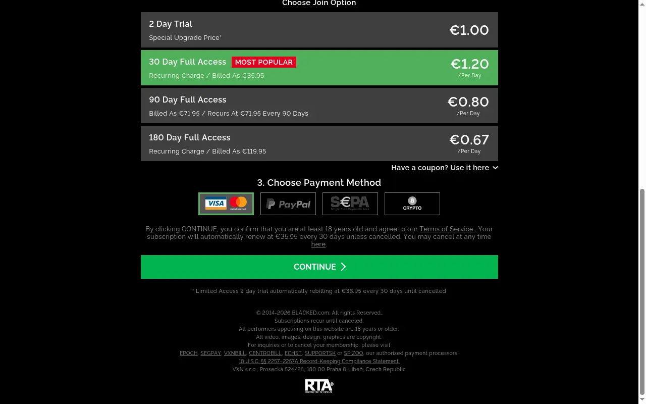 The four membership plans, in euros, with their renewal terms.